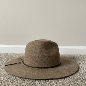 Banana Republic Hat